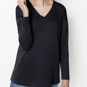 J. Jill Top XL Tunic Black V-Neck Supima Cotton Smooth Relaxed Tee
